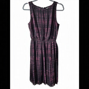 𝅺banana Republic Abstract Pleated Dress Plum Black Sleeveless size 4